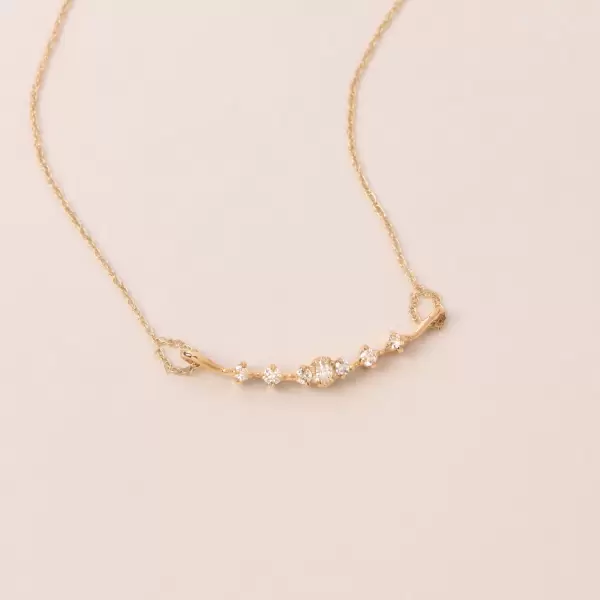 Lowa Diamond Necklace